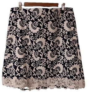 Talbots Women's Stretch Cotton Navy & White Floral Eyelet Lace Hem‎ Pencil Skirt